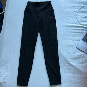 Beyond yoga dark gray leggings